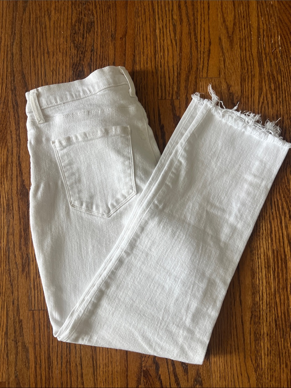 L'AGENCE White Frayed Ankle Crop Jeans